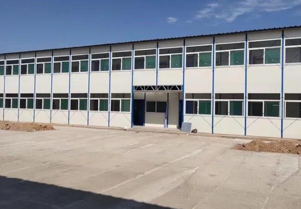 襄陽地區(qū)，工地住人鋼結(jié)構(gòu)活動板房的優(yōu)勢條件是什么？