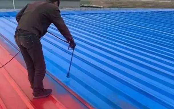 揭秘！為何隨處可見的彩鋼瓦突然遭拆？不拆后果嚴(yán)重！