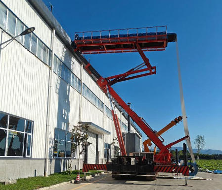 湖北遠(yuǎn)大彩鋼高空壓瓦作業(yè)需注意哪些安全操作要點(diǎn)？如何保障質(zhì)量？